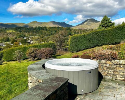 Hot tub Cottage